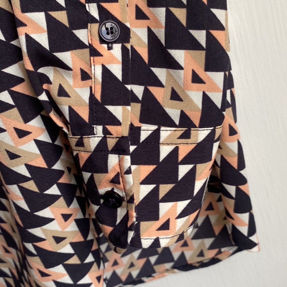 Talbots Triangle Patterned Long Sleeve Popover Bl… - image 4